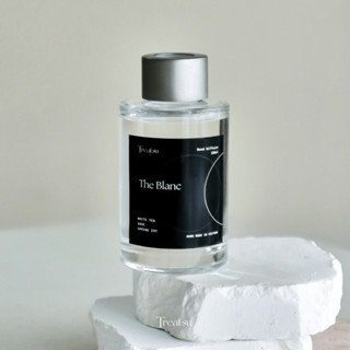 KHUẾCH TÁN TINH DẦU THƠM PHÒNG HANDMADE - THE BLANC - SOLACE COLLECTION - Treatsu Candle Thư giãn