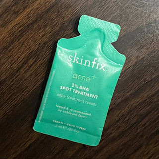 Kem chấm mụn skinfix acne+ 2% bha spot treatment 2ml