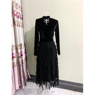 <si tuyển> Váy đầm nhung tua rua , cổ chocker/ dự tiệc sang chảnh