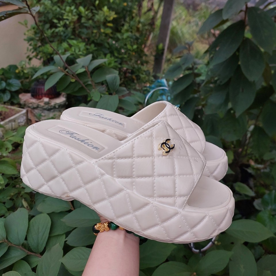 Dép bánh mì nữ Lainiki quai ngang Chỉ Trần đính đá , dép quai ngang nữ đế độn 6,5cm B1