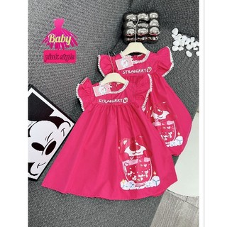  Váy Bé Gái ,vải thô gấu dâu dáng babydoll ,tay cánh tiên màu hồng phối VIỀN REN gấu dâu xinh xắn