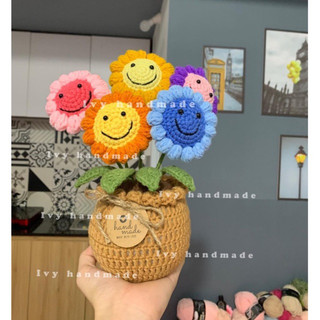 Chậu hoa mặt cười phối nhiều màu sắc bằng len handmade