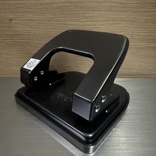 Bấm 2 Lỗ KWTrio 912 (Hàng công ty - Chính hãng)