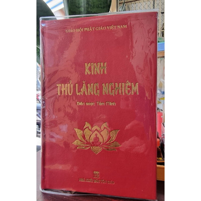 Sách - Kinh Thủ Lăng Nghiêm ( bìa cứng)