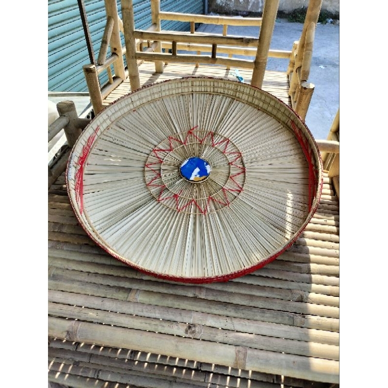 Nón quai thao trang trí