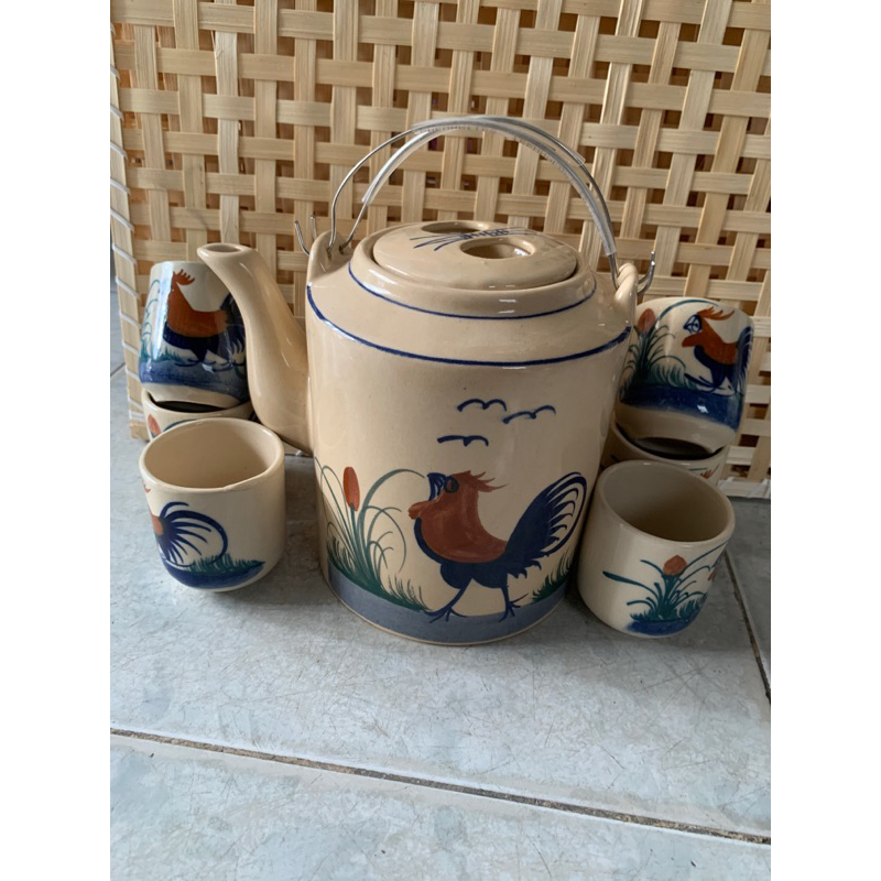 bộ bình trà con gà (1 lit 3 ) và 6 tách con gà