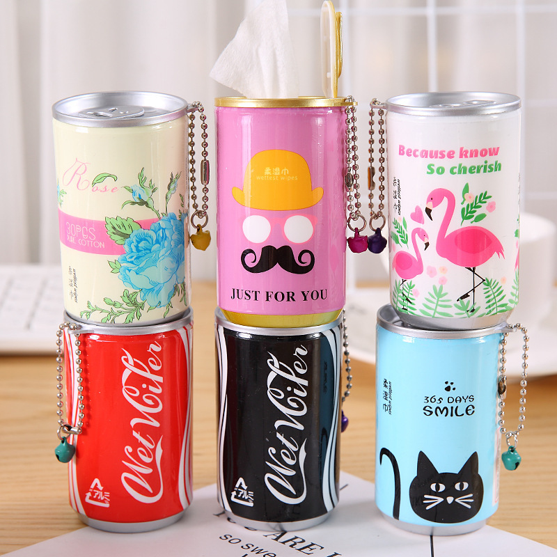 Hộp khăn giấy bằng lon mini tiện dụng 8.2x5cm, khăn giấy hình lon nước ngọt mini nhỏ ngọn có dây tre