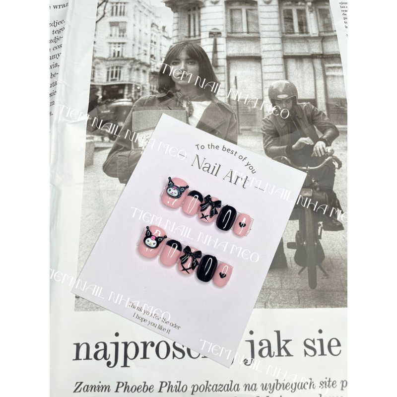 C56 móng giả nền hồng đính charm búp bê