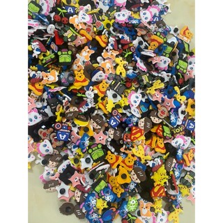 Sticker to đẹp trang trí giày dép cho các bé