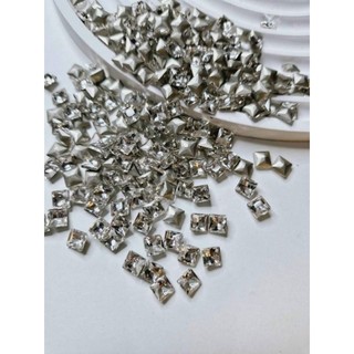 đá khối trái tim, 10v đá khối lẻ