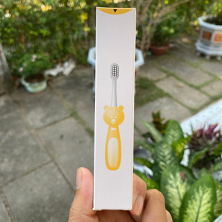 Bàn chải đánh răng sợi lông tơ siêu mềm cho bé