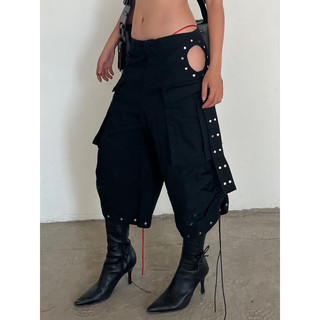 QUẦN LỬNG TRỄ EO ỐNG RỘNG PHỐI TÚI HỘP TRANG TRÍ ĐINH TÁN - TNT 101 CAPRI PANTS