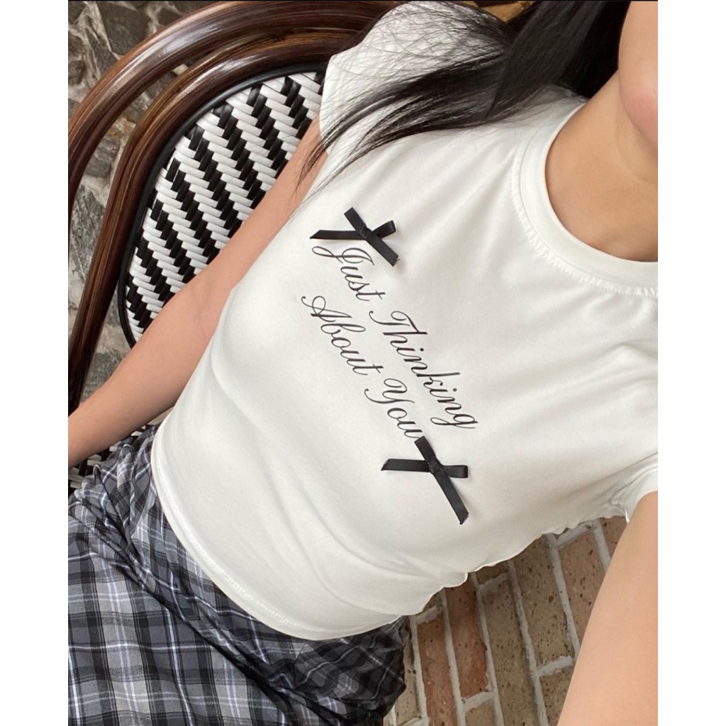 Áo thun babytee đính ruy băng nơ màu đen - Retrostyle - Ao0142_P8K9