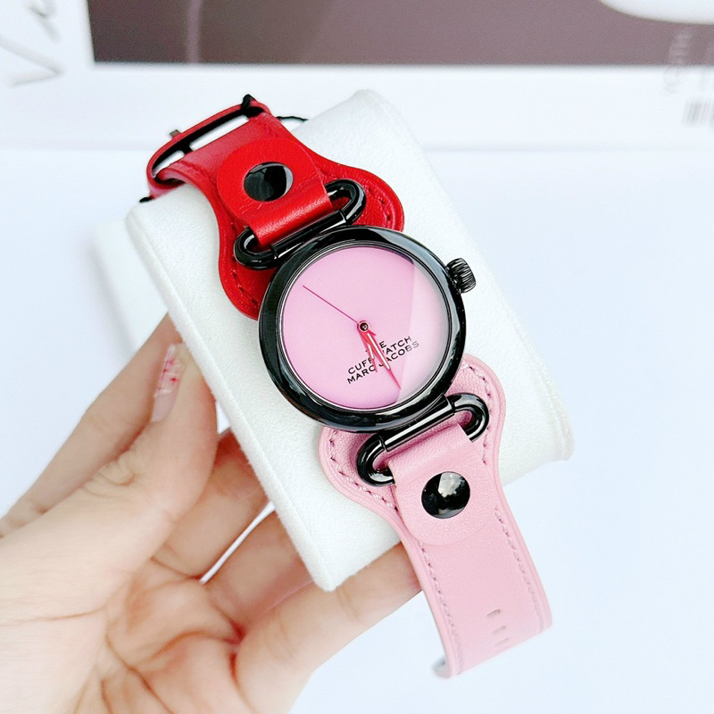 𝐌𝐚𝐫𝐜 𝐉𝐚𝐜𝐨𝐛𝐬 𝐓𝐡𝐞 𝐂𝐮𝐟𝐟 𝐐𝐮𝐚𝐫𝐭𝐳 𝐖𝐚𝐭𝐜𝐡 𝐌𝐉𝟎𝟏𝟐𝟎𝟏𝟗𝟎𝟖𝟖𝟒, MJ0120184726,MJ0120179298,MJ0120179294 Mặt Tròn Dây Da