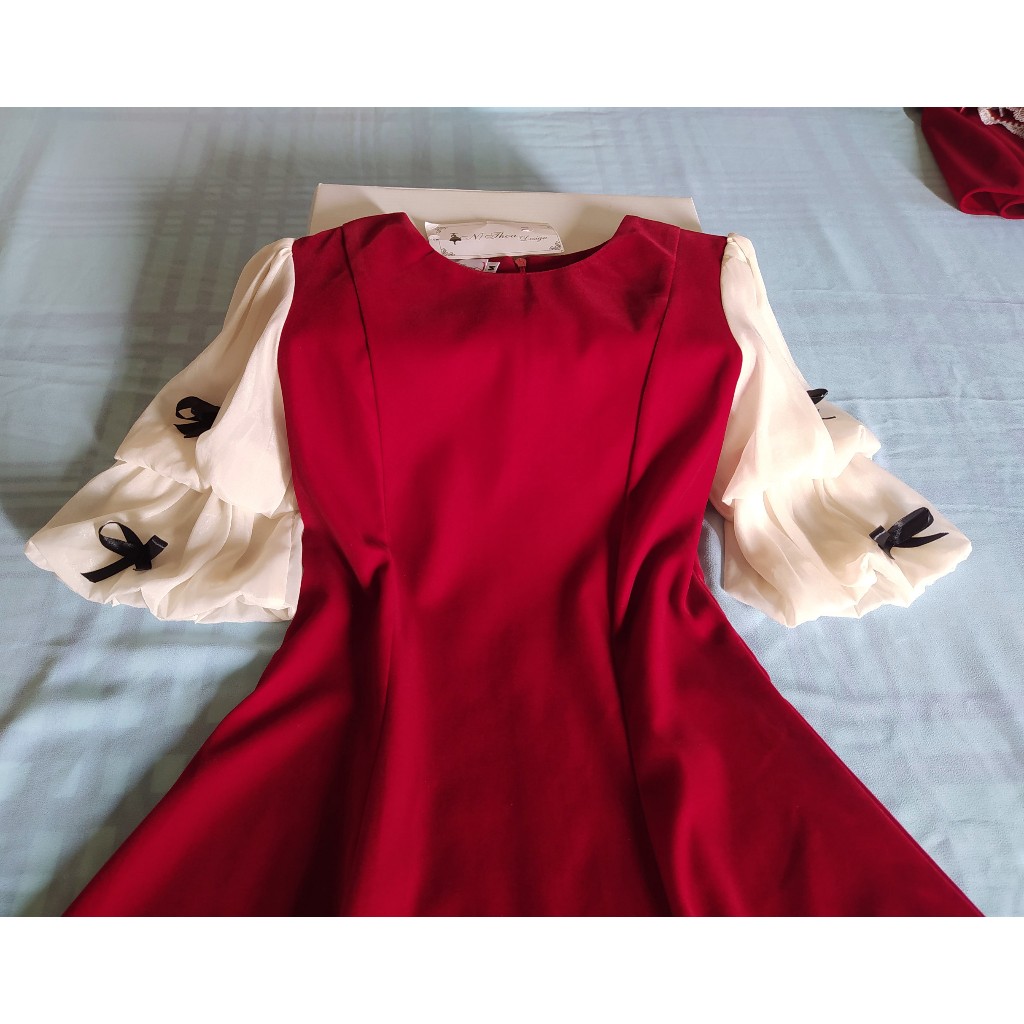 Đầm, Váy nhung đỏ tay phối ren nơ kèm phụ kiện xinh xắn