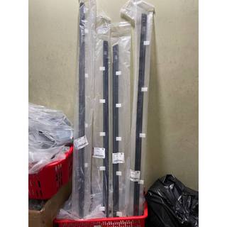 Nẹp chân kính ngoài chevrolet captiva 42333916 42333915 42333922 42333921 chính hãng
