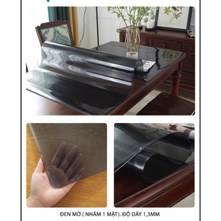 khăn trải bàn màu đen