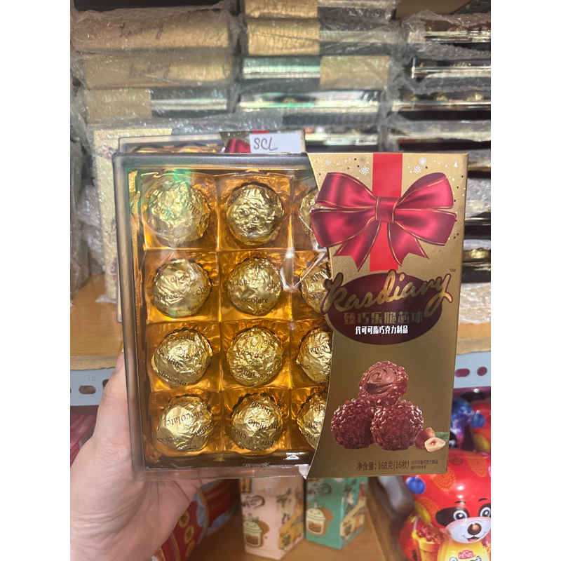 Hộp kẹo chocolate AILISHA hình trái tim cao cấp nhân socola sữa 84g - Gói Quà Siêu Đẹp.