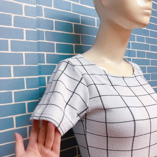 đầm trắng suông phối sọc 2hand