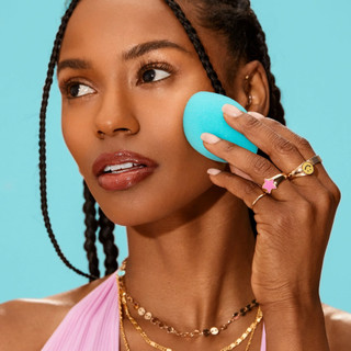 Bộ 2 mút kèm case RT Real Techniques Limited Edition Chic Dreams Sponge Set 0106