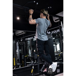 Áo thun thể thao logo phản quang Sainted Training Reflextee