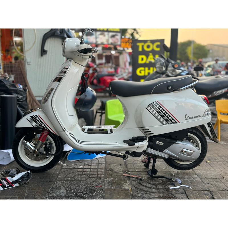Tem Vespa LX