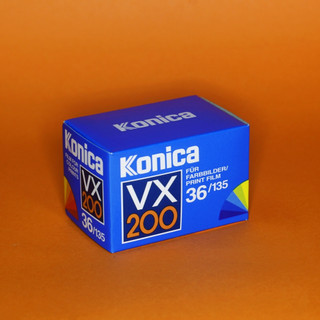 Film chụp ảnh outdate Konica VX 200
