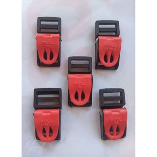 Khoá cài mũ bảo hiểm đủ loại