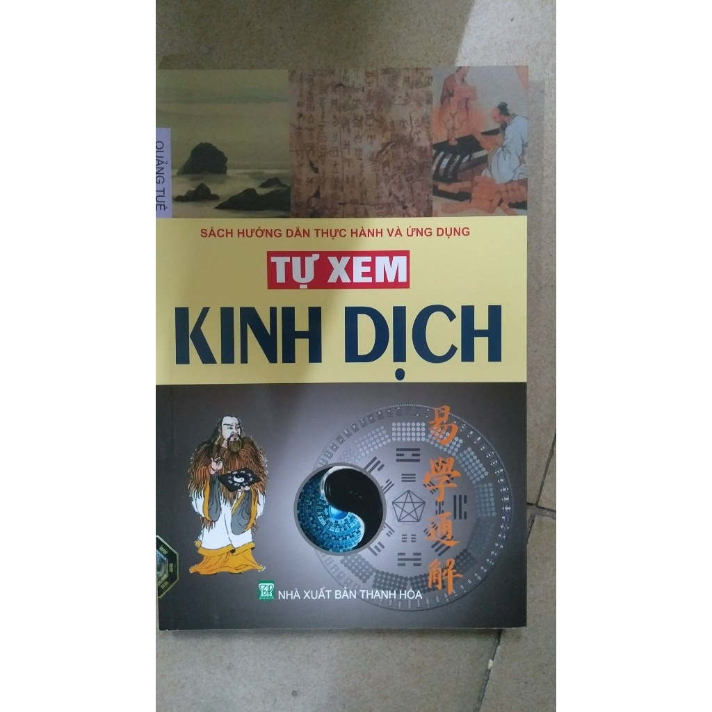 sách - tự xem kinh dịch