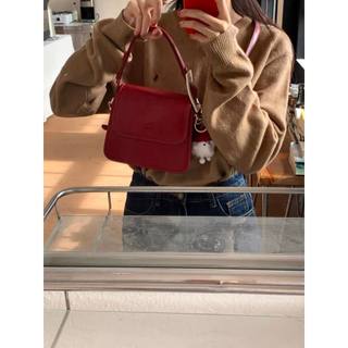 𝐁𝐥𝐚𝐮𝐞𝐁𝐥𝐮𝐦𝐞🦋 (Có kèm charm) Chio 2nd Red Square Lady Handlebag