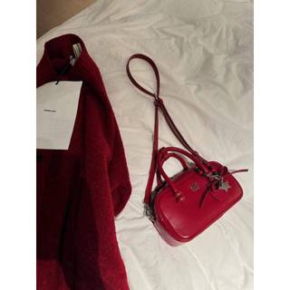 𝐁𝐥𝐚𝐮𝐞𝐁𝐥𝐮𝐦𝐞🦋 (Có kèm charm) Chio 2nd Red Cross Body Bag