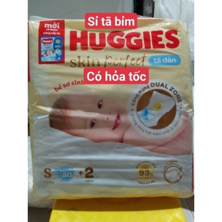 Tã dán sơ sinh huggies S80 miếng skin perfect hoăc trà tràm tự nhiên 4-8kg