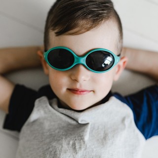 Kính râm chống tia UV cho bé Bbluv Solar