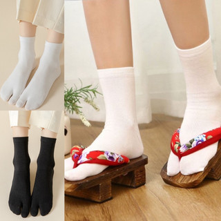 Tất tabi nhật bản xỏ ngón mang geta 2 màu trắng đen freesize unisex