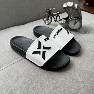 Dép nam nữ quai ngang dép BM XT YOFEET - phiên bản chữ nổi cực xinh