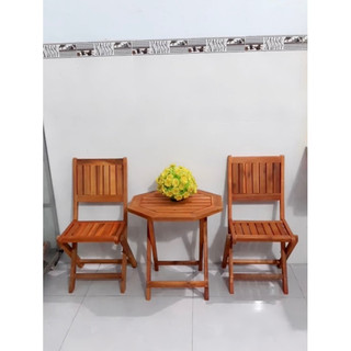 Bàn cafe để ngoài trời chất liệu gỗ thập cẩm, combo Rẻ Vô Địch
