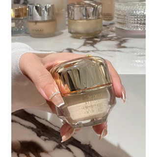 New -  Kem Nền Clé De Peau Le Fond De Teint The Foundation 30g