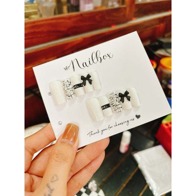 nailbox nơ đen trắng mix dạ