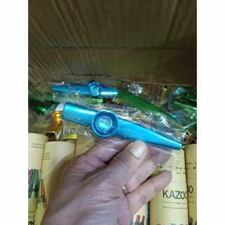Kèn kazoo nhiều màu