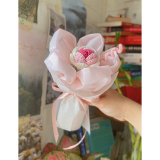 Bó hoa hồng len