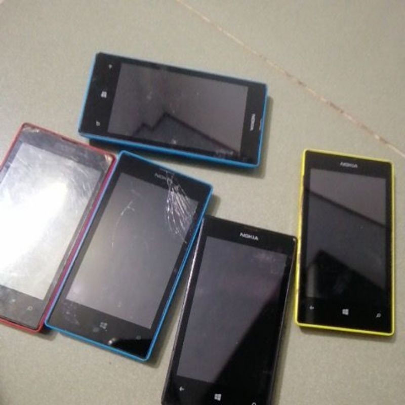 lumia 520 525
