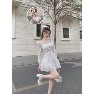 Đầm trắng cổ vuông khoét eo kèm choker hoa cực xinh