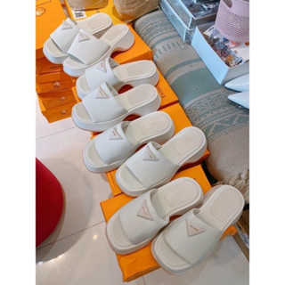 Dép lê đế bánh mì cao 5cm quai ngang chất liệu da PU hàng chuẩn quảng châu shop xả lỗ qua mẫu