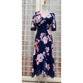 Đầm midi voan Chiffon hoa cổ V MaisonTara - M.A.Y's Closet