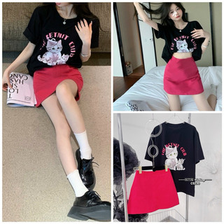 Set áo thun đen in mèo + chân váy hồng