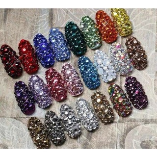 đá nhựa khay 12 mầu ( phụ kiện nail mi )