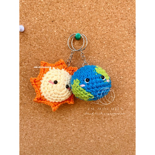 Móc khoá len mặt trời, trái đất - handmade