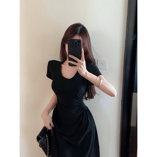 ĐẦM MIDI XOÈ NHÚN EO ĐEN TAY NGẮN