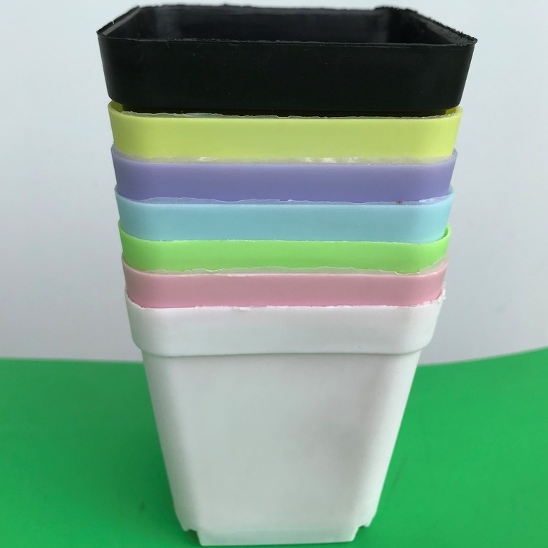 01 Chậu nhựa dẻo kèm đĩa lót trồng cây sen đá, xương rồng, ươm hạt giống kích thước 10x10x7cm