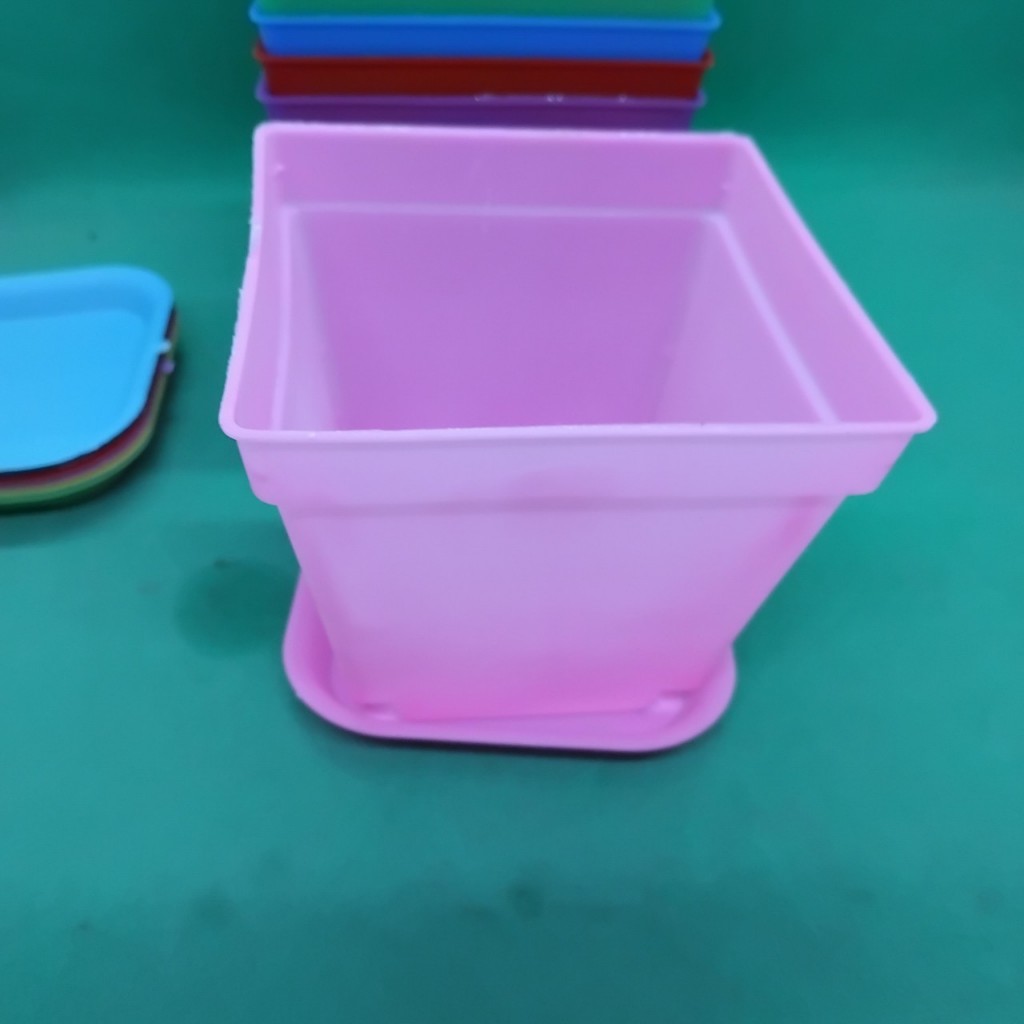01 Chậu nhựa dẻo kèm đĩa lót trồng cây sen đá, xương rồng, ươm hạt giống kích thước 10x10x7cm